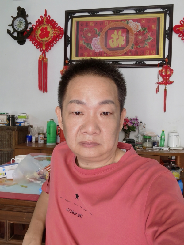 飞天的第一张照片--贵港相亲服务中心