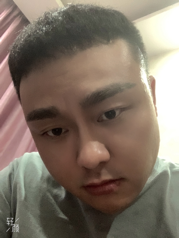 何为奈何的第二张照片--贵港相亲服务中心