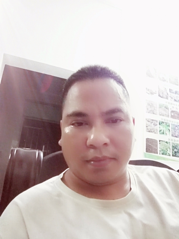 小叔也有爱的第一张照片--贵港相亲服务中心