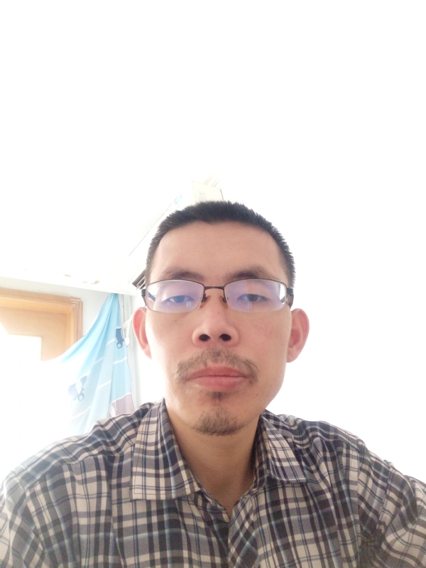 芳华的第一张照片--贵港相亲服务中心