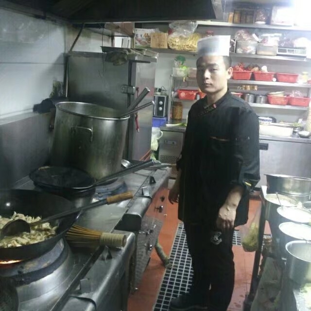 珍惜才配拥有的第一张照片--贵港相亲服务中心