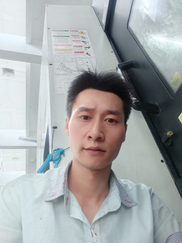 丽影封存的第一张照片--贵港相亲服务中心