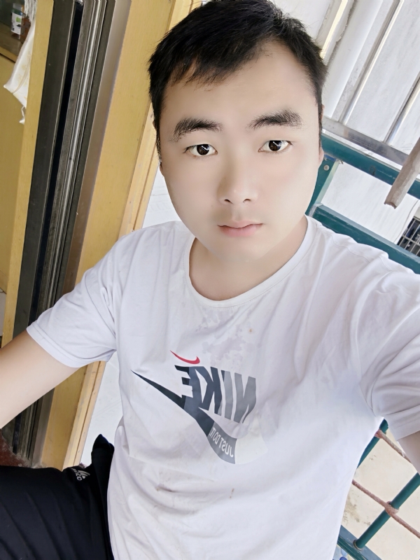 章台之柳的第一张照片--贵港相亲服务中心