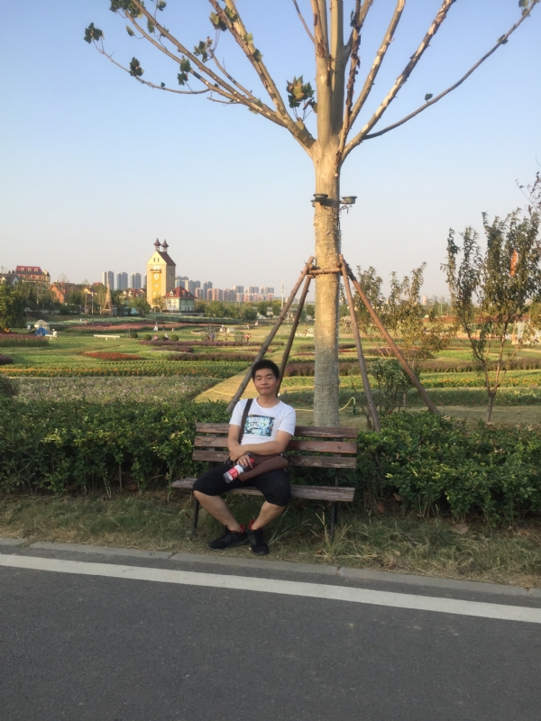 大鹏的第一张照片--贵港相亲服务中心