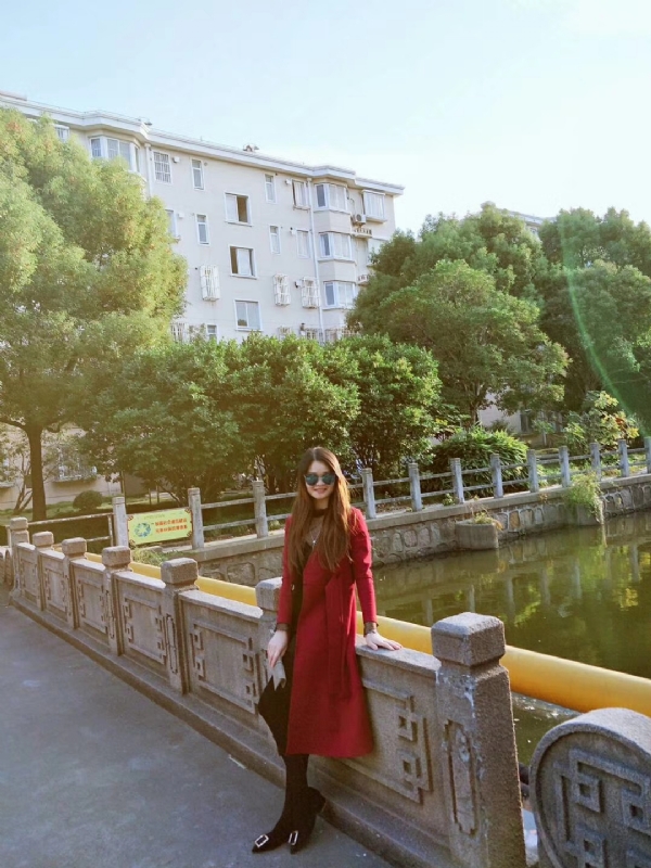 yaya的第一张照片--贵港相亲服务中心