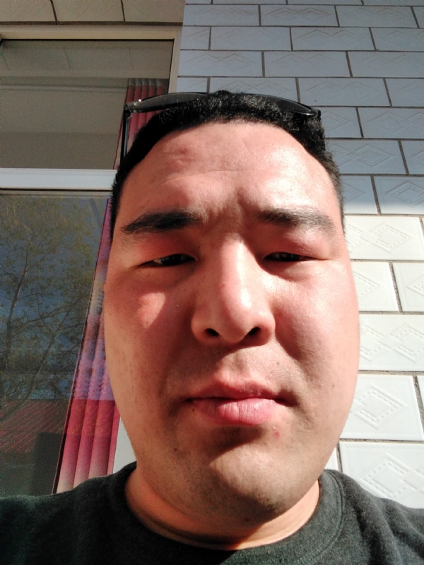 一羽垂天的第三张照片--贵港相亲服务中心