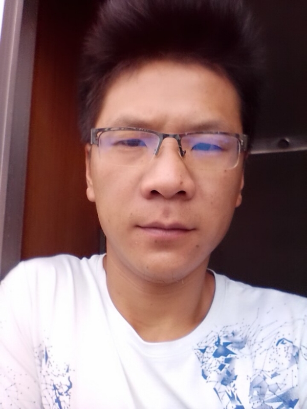 听雨的第一张照片--贵港相亲服务中心