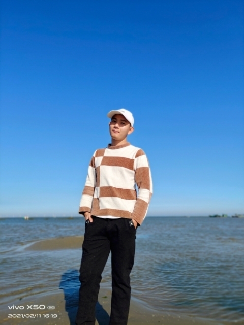 在等你哟的第一张照片--贵港相亲服务中心