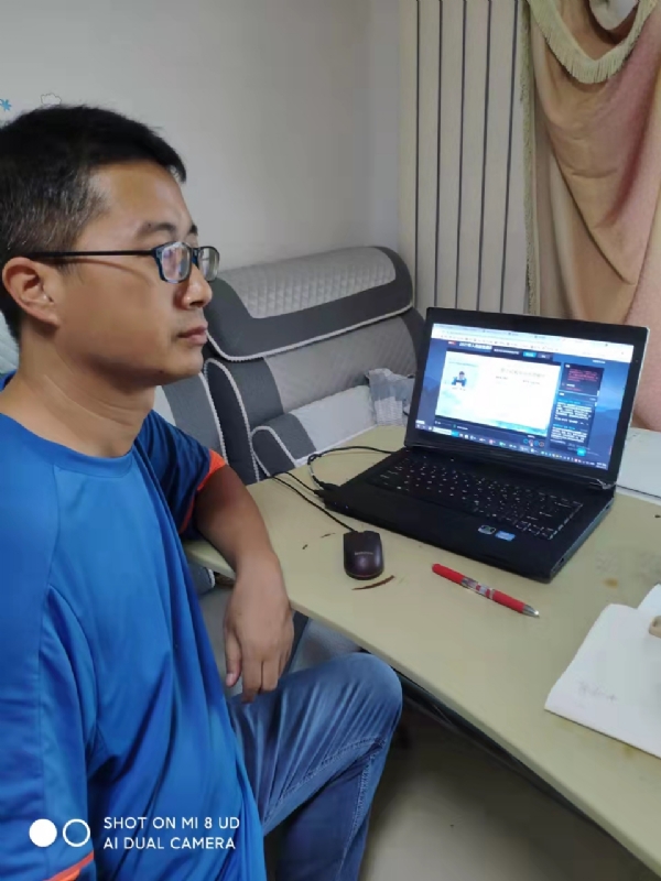 高锰酸钾的紫的第一张照片--贵港相亲服务中心