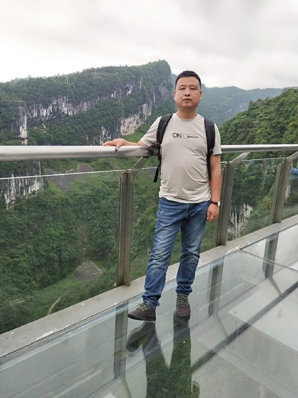 天使的第一张照片--贵港相亲服务中心