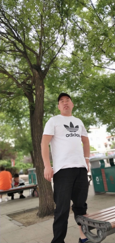 啊包g的第一张照片--贵港相亲服务中心