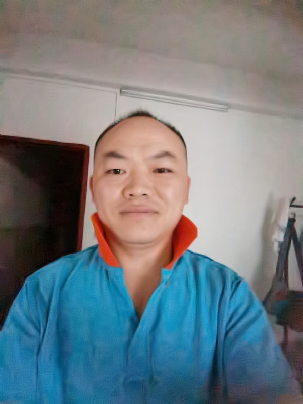 与子携老的第四张照片--贵港相亲服务中心