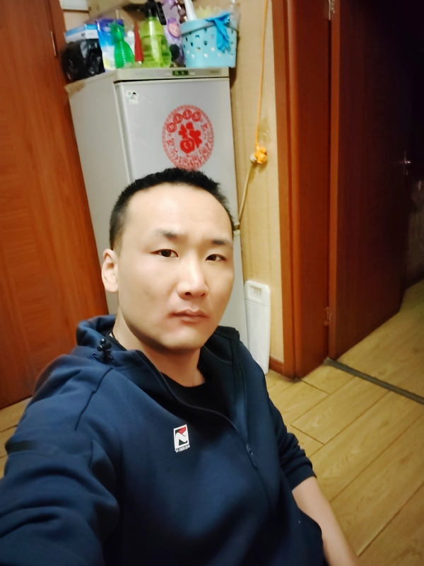 子昂的第一张照片--贵港相亲服务中心