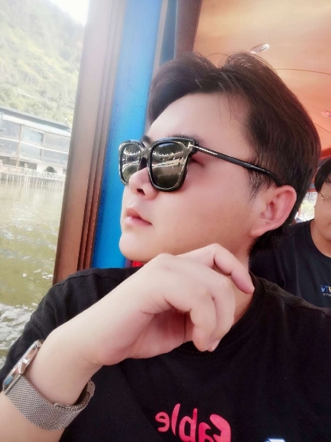 曲生的第一张照片--贵港相亲服务中心