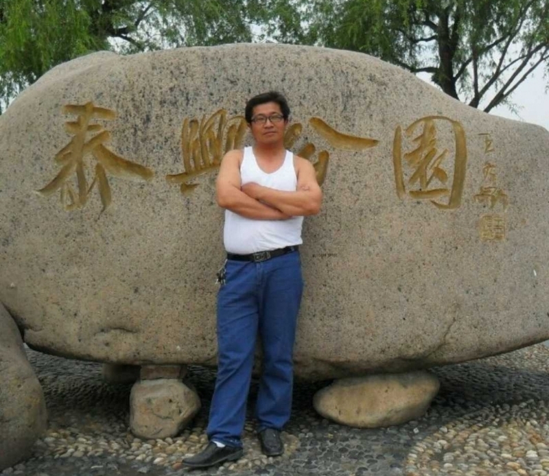 黑哥的第一张照片--贵港相亲服务中心