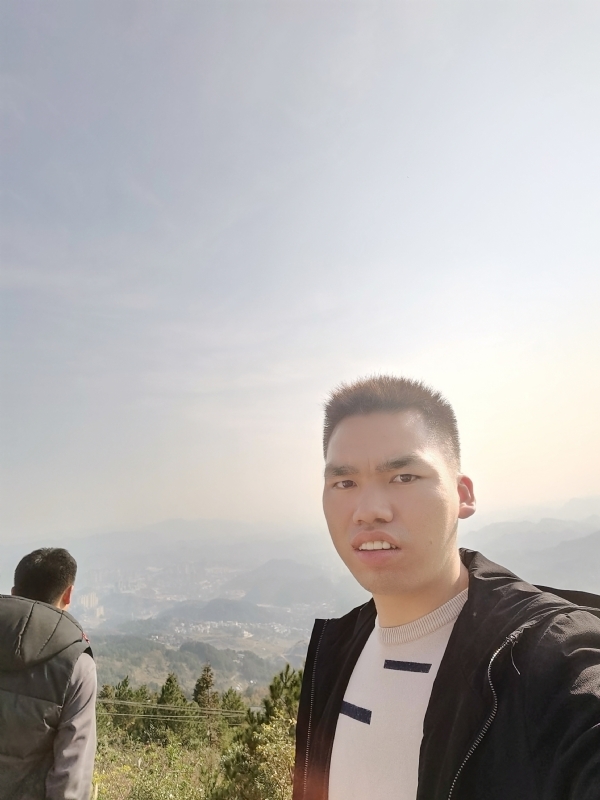 小学生的第二张照片--贵港相亲服务中心