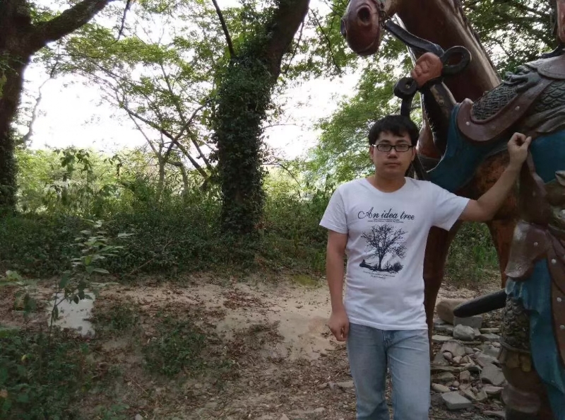 峰的第一张照片--贵港相亲服务中心