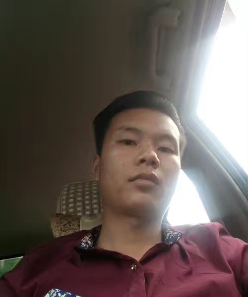 单亲爸爸的第一张照片--贵港相亲服务中心