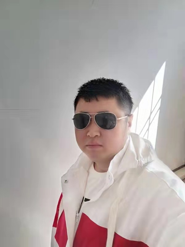 大漠叔叔的第一张照片--贵港相亲服务中心