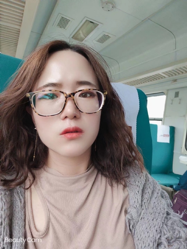 云烟成雨的第一张照片--贵港相亲服务中心