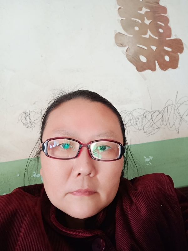 苦乐的第二张照片--贵港相亲服务中心