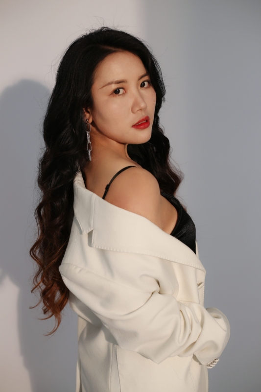 珍妮的第一张照片--贵港相亲服务中心