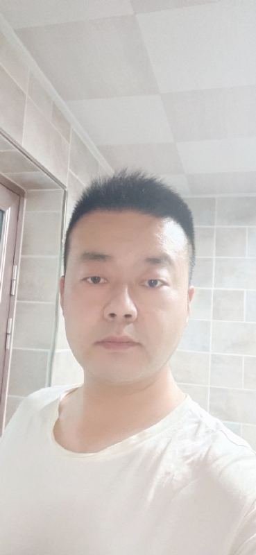 yangyongpingaoi的第一张照片--贵港相亲服务中心