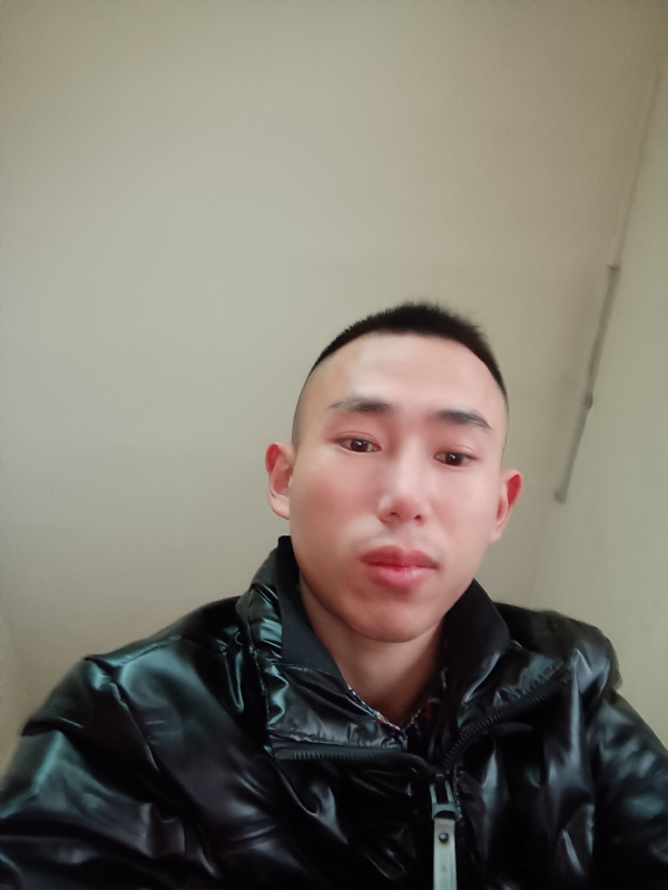 阿浩的第一张照片--贵港相亲服务中心