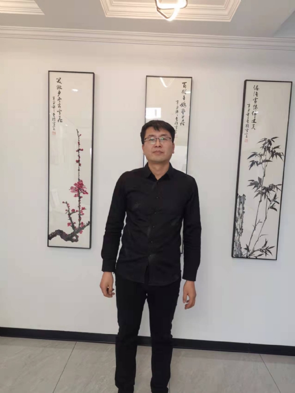 情义比天高的第一张照片--贵港相亲服务中心