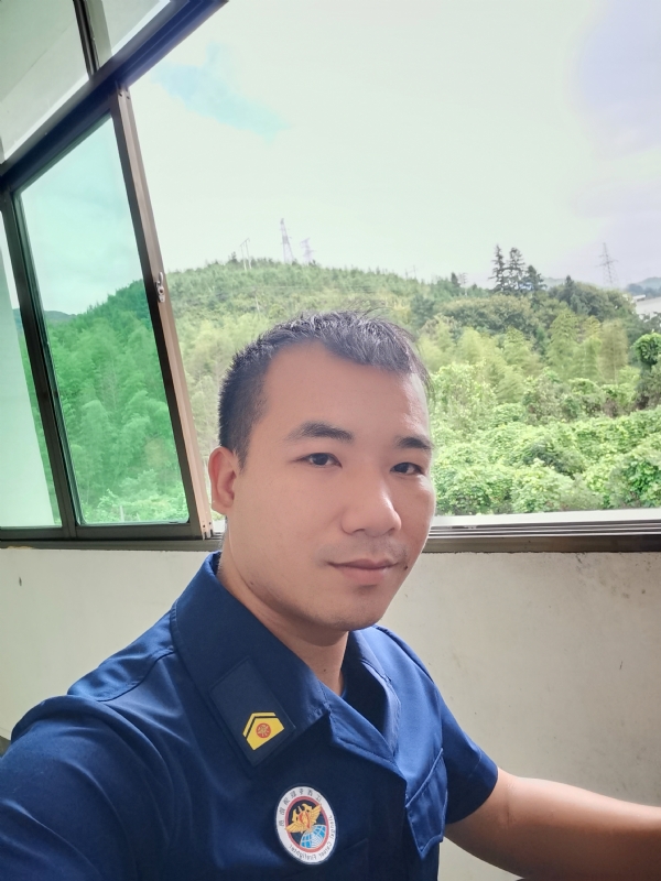 期待未来的第一张照片--贵港相亲服务中心