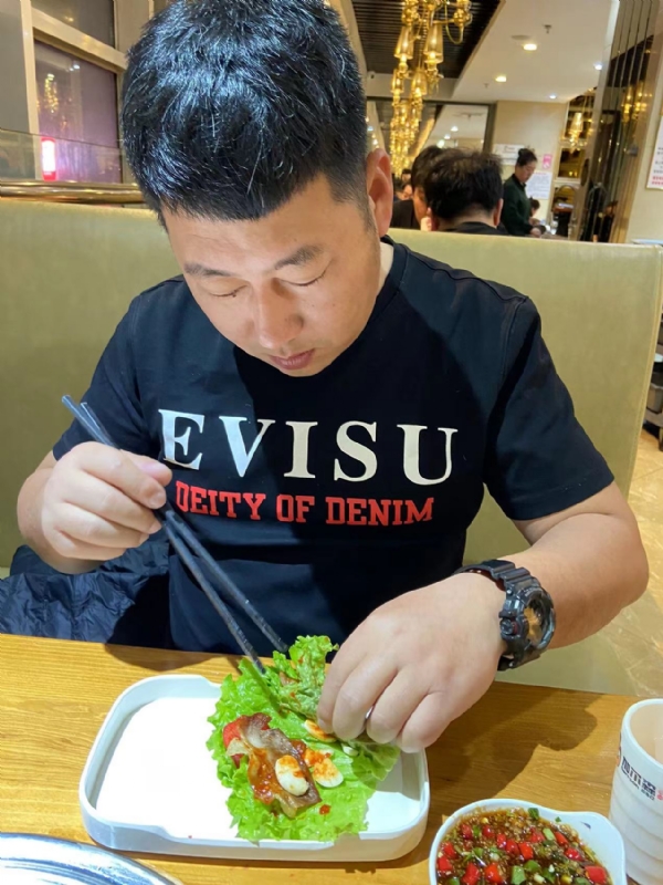 砒霜的第一张照片--贵港相亲服务中心