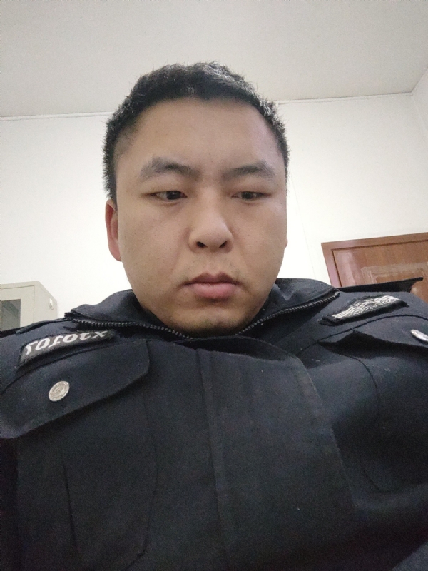 好纠结的第一张照片--贵港相亲服务中心