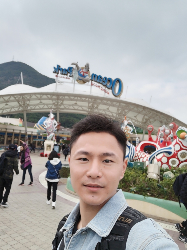 伸手摘星星的第一张照片--贵港相亲服务中心