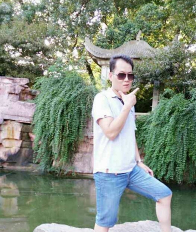 随缘的第一张照片--贵港相亲服务中心