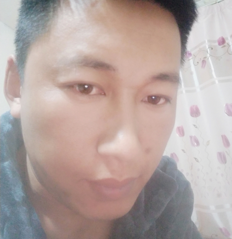 龙玉石缘的第一张照片--贵港相亲服务中心