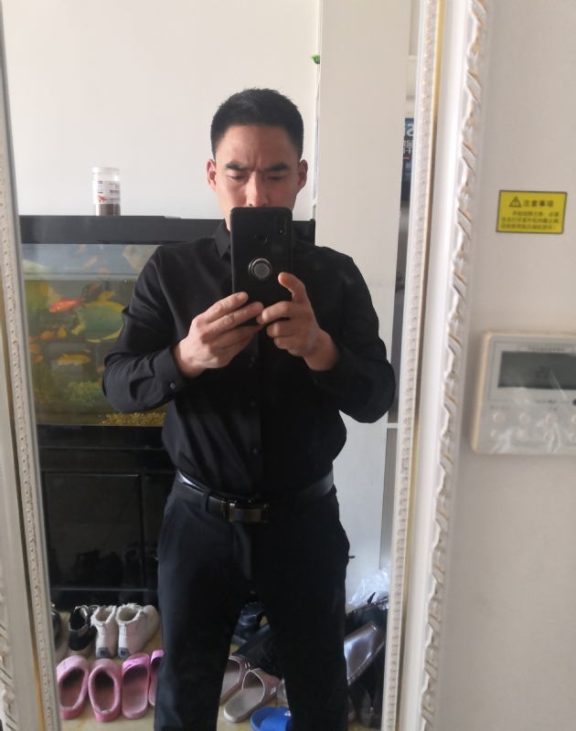 小猫咪的第一张照片--贵港相亲服务中心