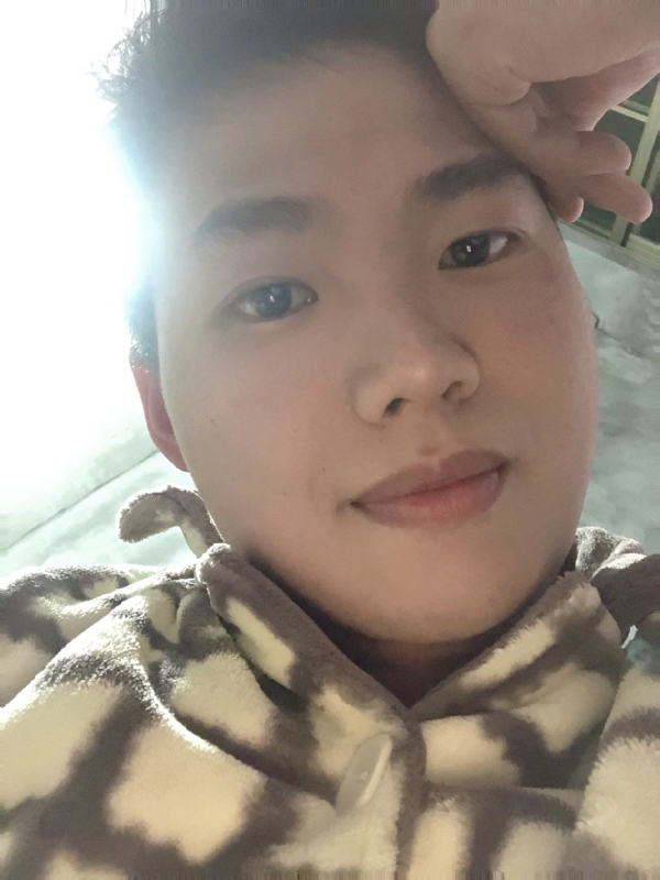 她的第四张照片--贵港相亲服务中心