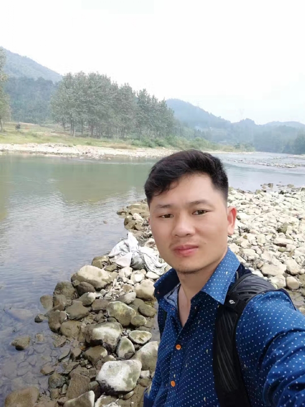 未来可期的第一张照片--贵港相亲服务中心