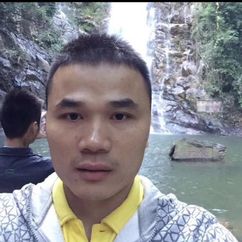 老梁的第一张照片--贵港相亲服务中心