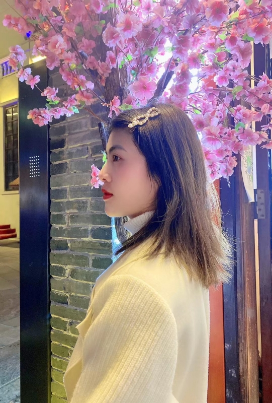 大眼妹的第一张照片--贵港相亲服务中心