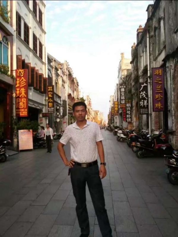 爱生活爱健康的第一张照片--贵港相亲服务中心