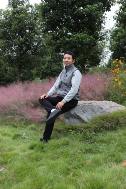 严小木的第一张照片--贵港相亲服务中心