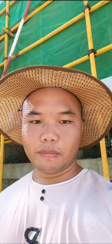 把岁月写入茶色的第一张照片--贵港相亲服务中心