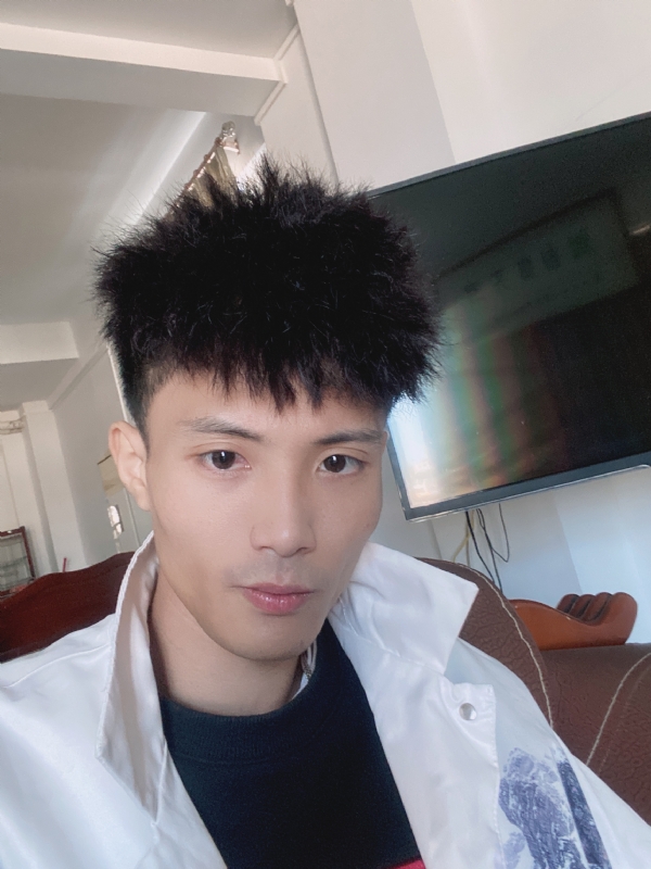 李邓平的第一张照片--贵港相亲服务中心