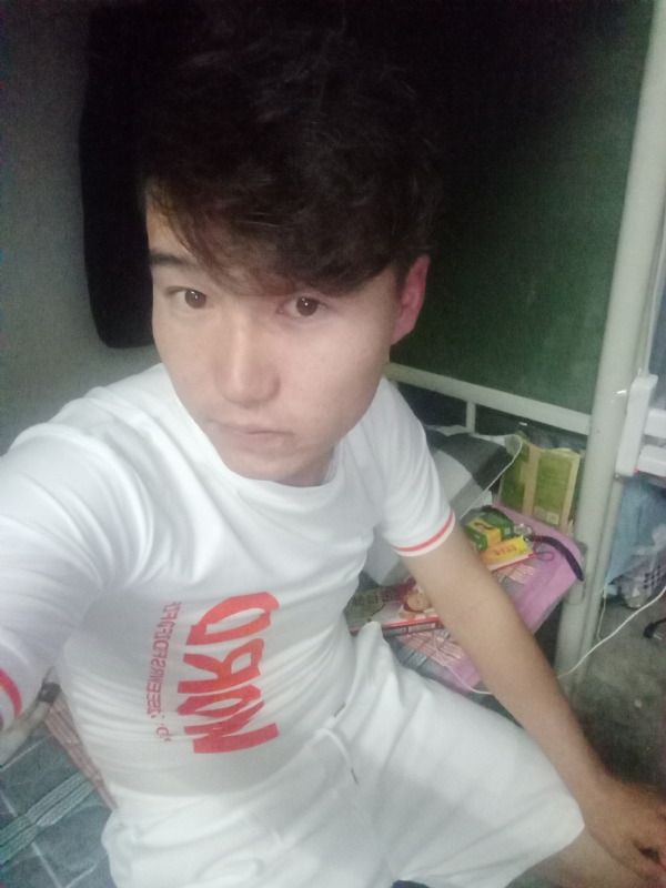 再回首的第一张照片--贵港相亲服务中心