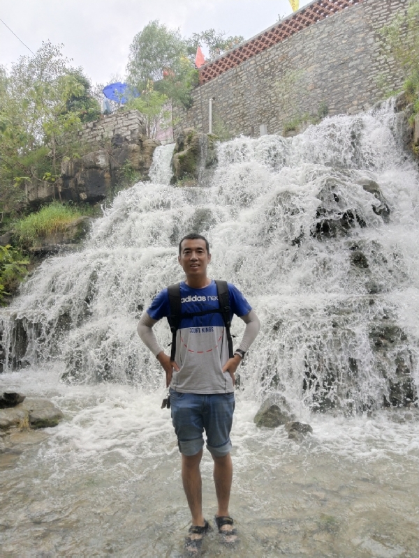 星矢的第一张照片--贵港相亲服务中心