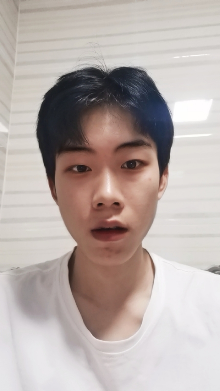 嘿的第二张照片--贵港相亲服务中心