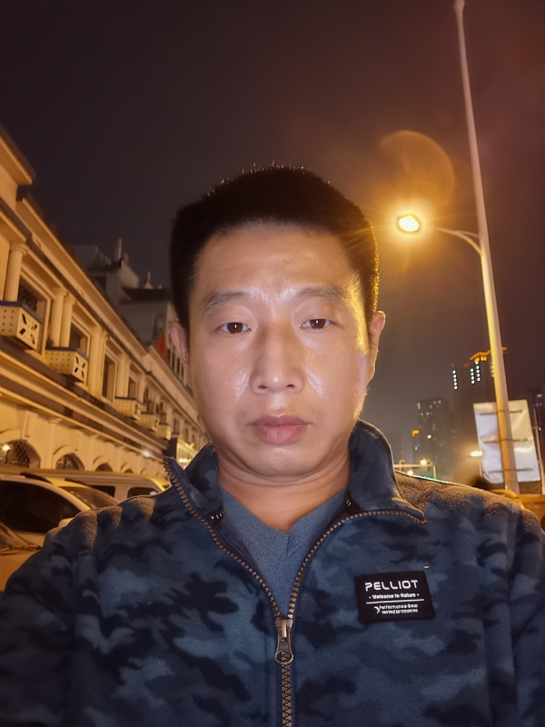 偷偷说的第一张照片--贵港相亲服务中心