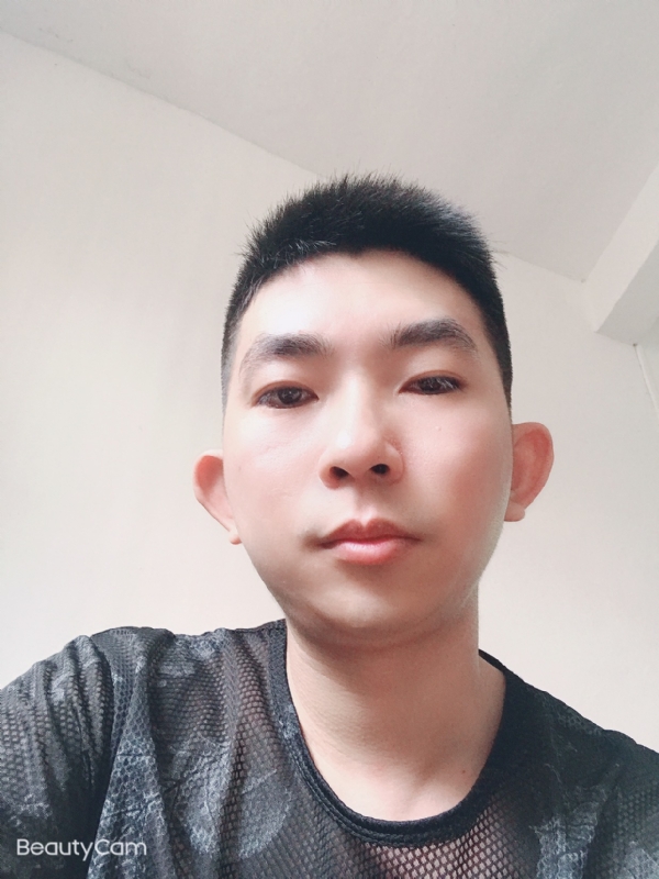 诚恳的第一张照片--贵港相亲服务中心