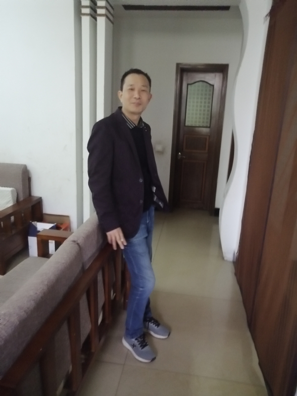 相亲相爱的第一张照片--贵港相亲服务中心